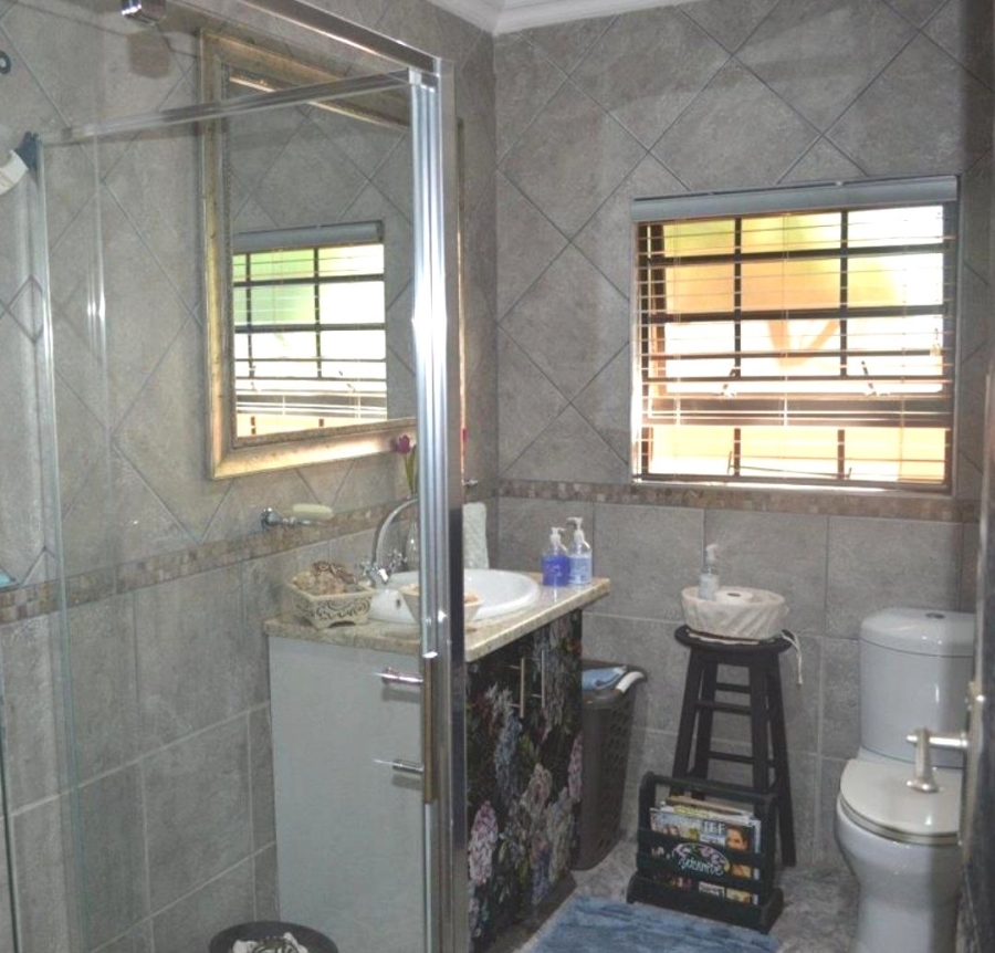 3 Bedroom Property for Sale in Wilkoppies North West